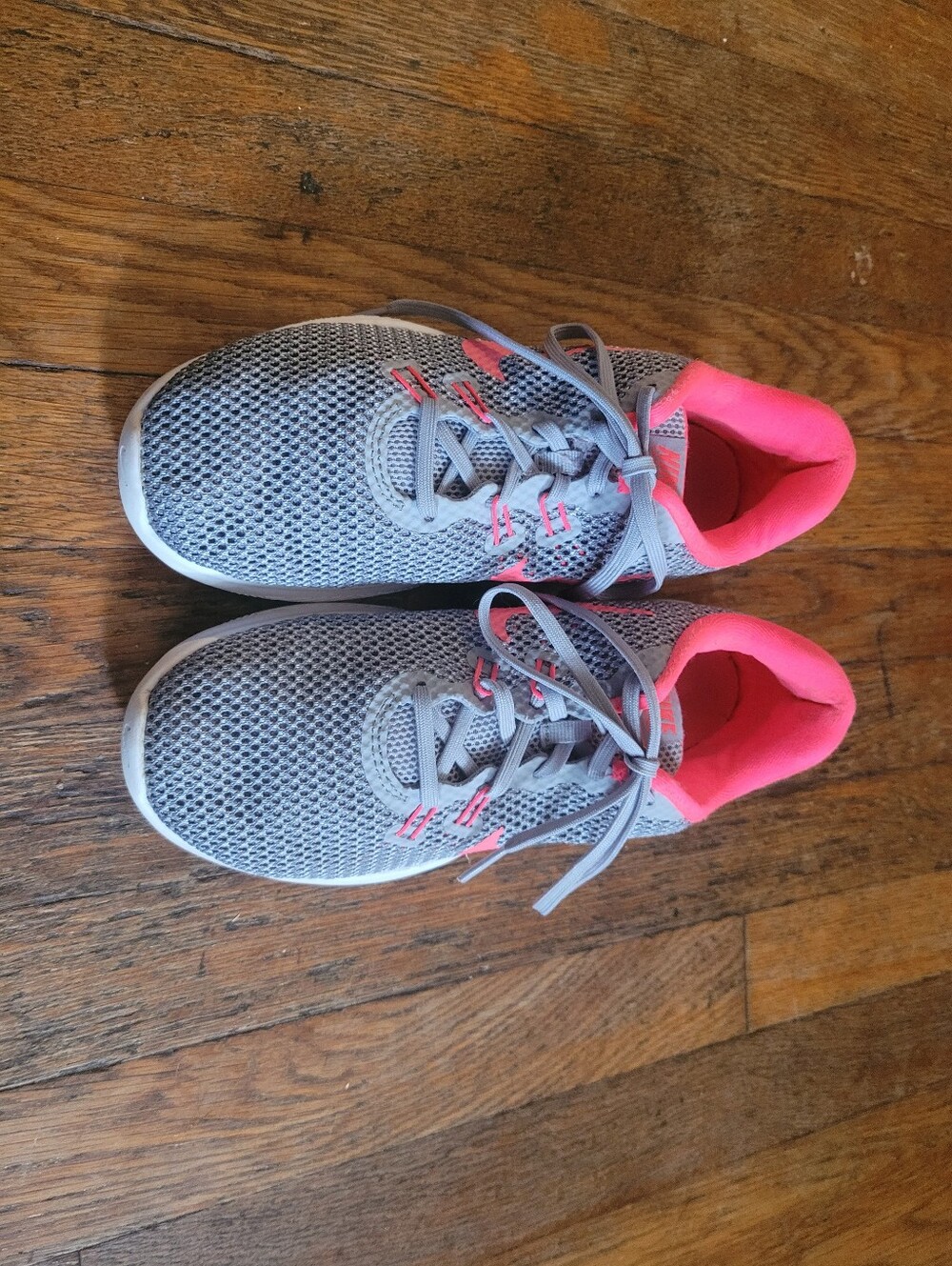 Women's Size 7 Nike Flex TR 7 Running Shoes Like New